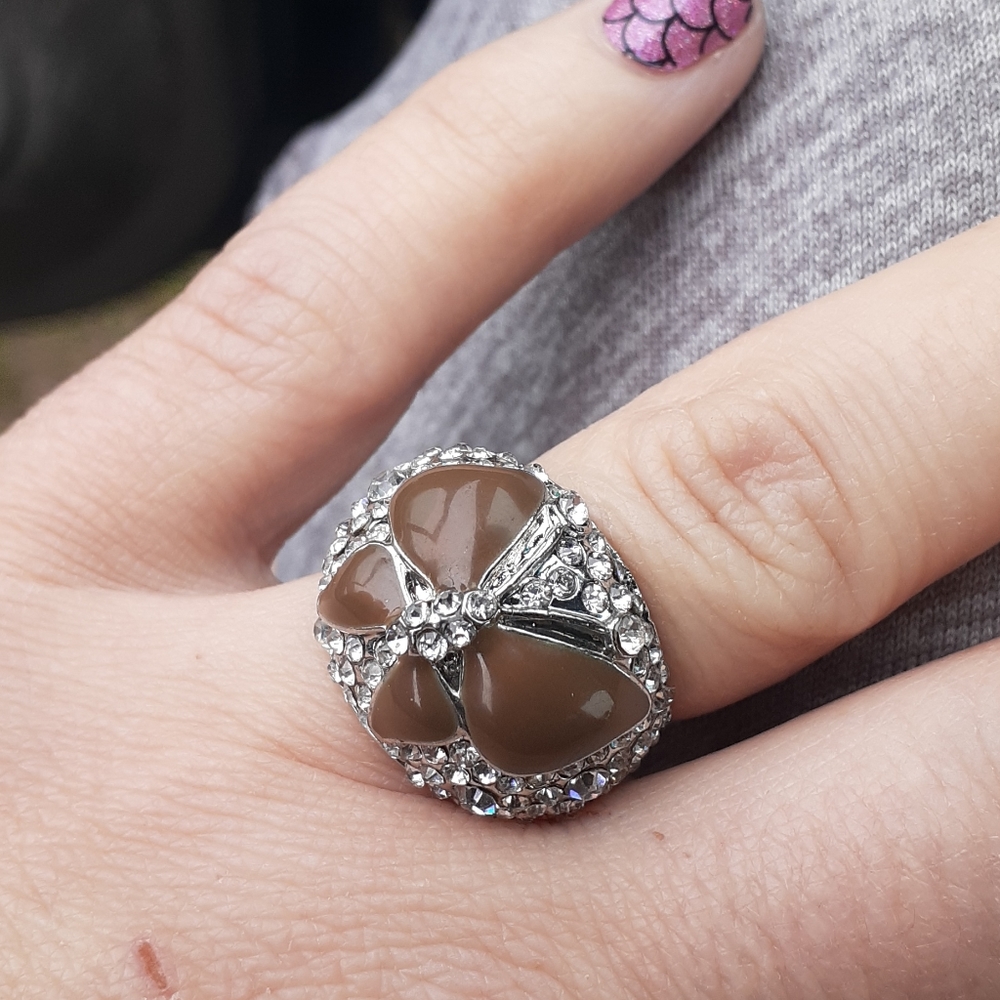 ring - Picture 3 of 3